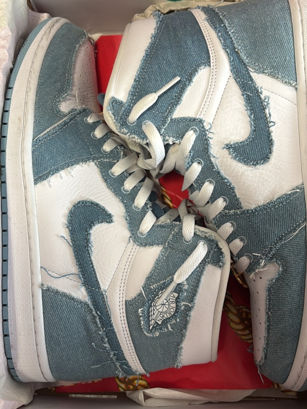 Jordan WMNS Air Jordan 1 Retro Hi OG - White & Blue